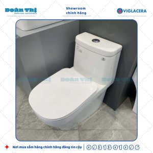 Bồn cầu 1 khối Viglacera V68 men Nano liền khối và vòi xịt VG826